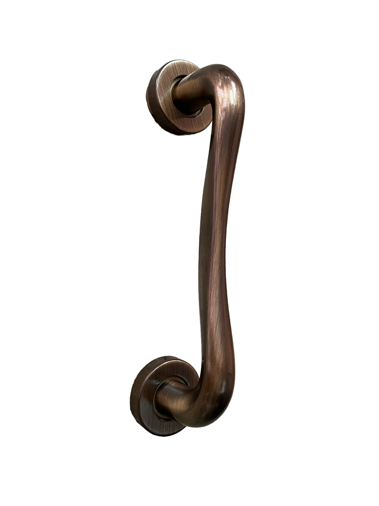 PULL HANDLE CINZIA on rose BRASS